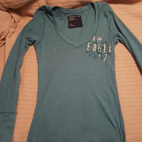 American Eagle shirt