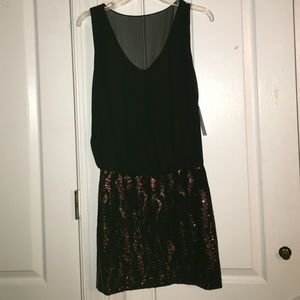 Bisou Bisou Black and Gold Blouson Dress