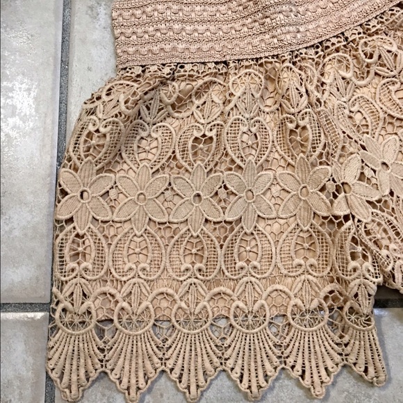 Taupe longer length beautiful crochet shorts!⚡️⚡️ - Picture 4 of 4