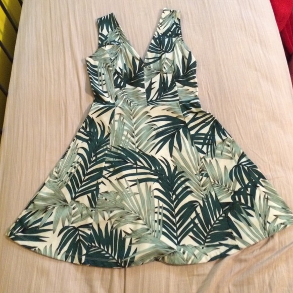 Beautiful H&M dress!!