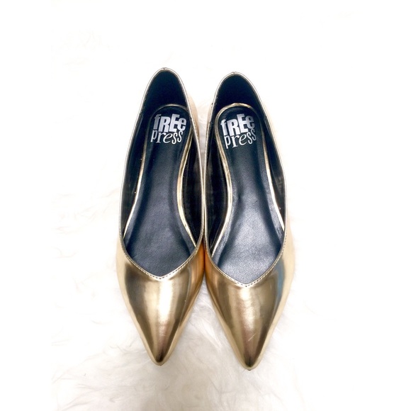 SOLD!!! Free Press Gold Flats from NORDSTROM