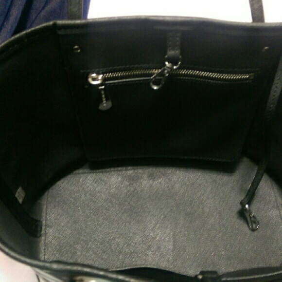 New, black and white poka dot Michael kors tote - Picture 2 of 4