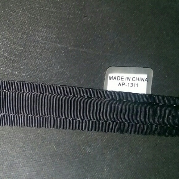 New, black and white poka dot Michael kors tote - Picture 4 of 4