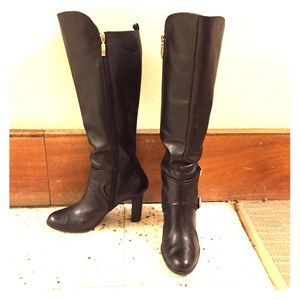 Guess black high-heel knee boots
