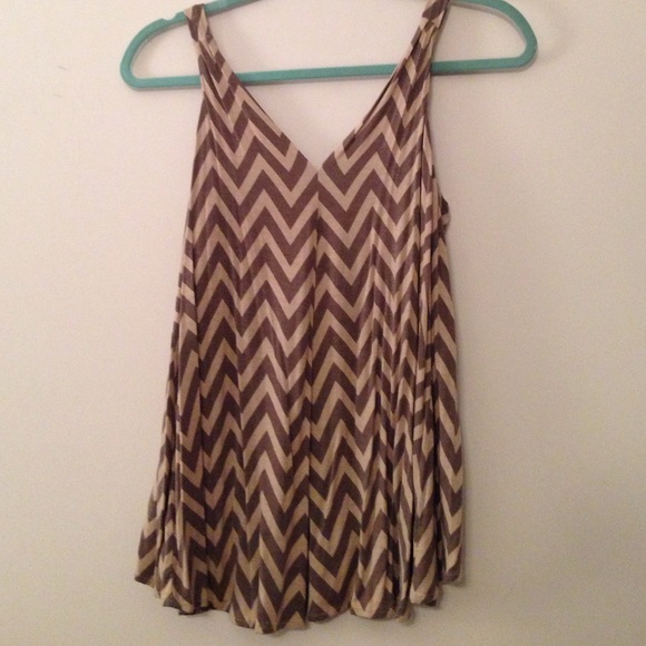 Chevron top - Picture 3 of 3