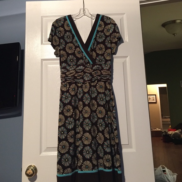Great spring dress.