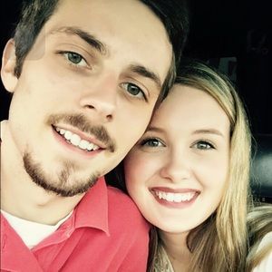 Meet your Posher, Katelyn