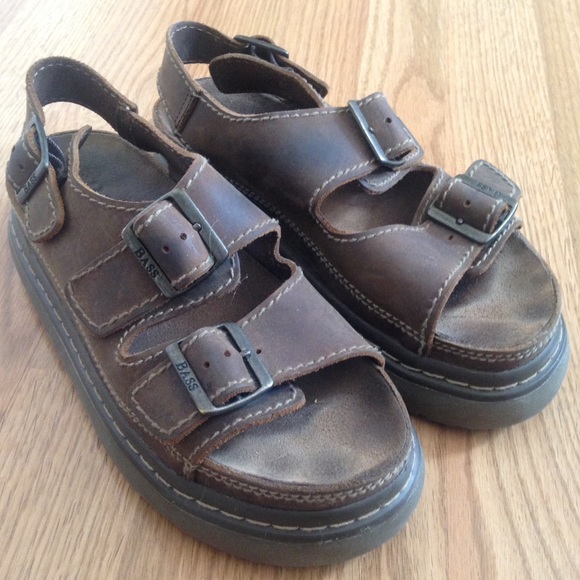 platform fisherman sandals