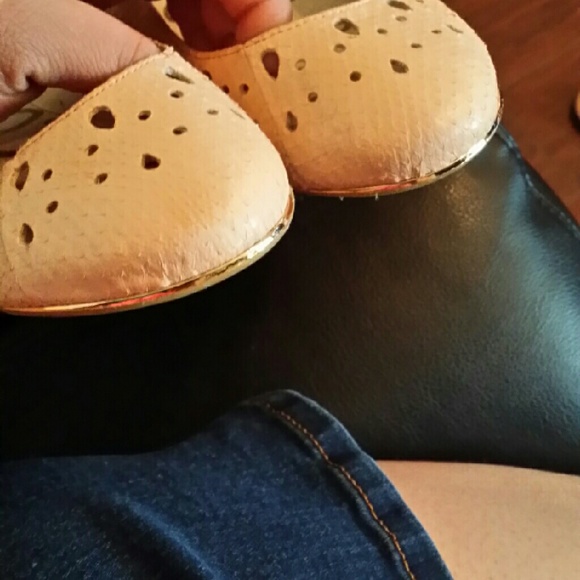 SOLD LOCALLY - Picture 4 of 4