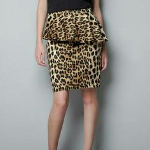 Zara peplum pencil skirt leopard print size XS