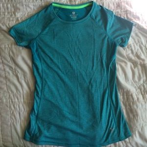 Old Navy Activewear top