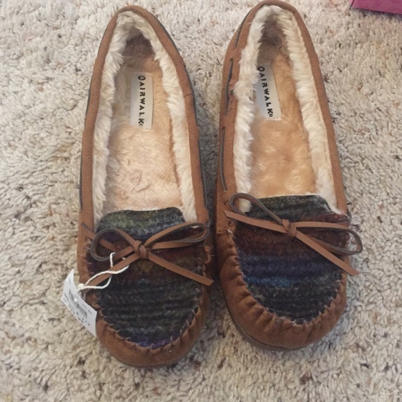 Air walk pattern slippers