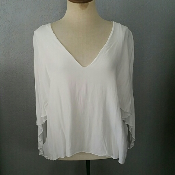 ZARA white top w/ wing