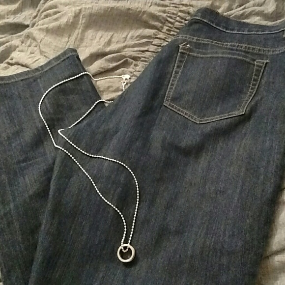 Gloria Vanderbilt Missy Short Size 16 Jeans