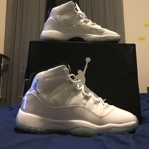 Air Jordan 11 (XI) Retro White/Columbia Blue