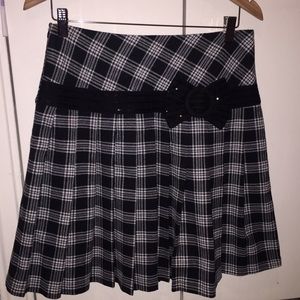 Black and white check winter skirt