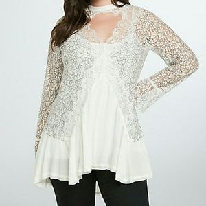 ISO TORRID LACE TUNIC SZ 3