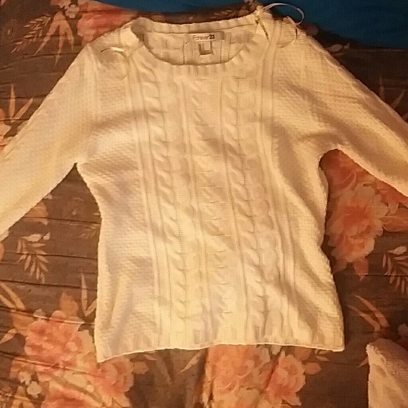 Forever 21 knitted sweater - Picture 1 of 3