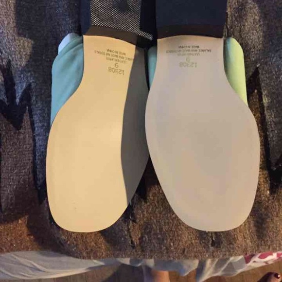 Sandals - Picture 2 of 2