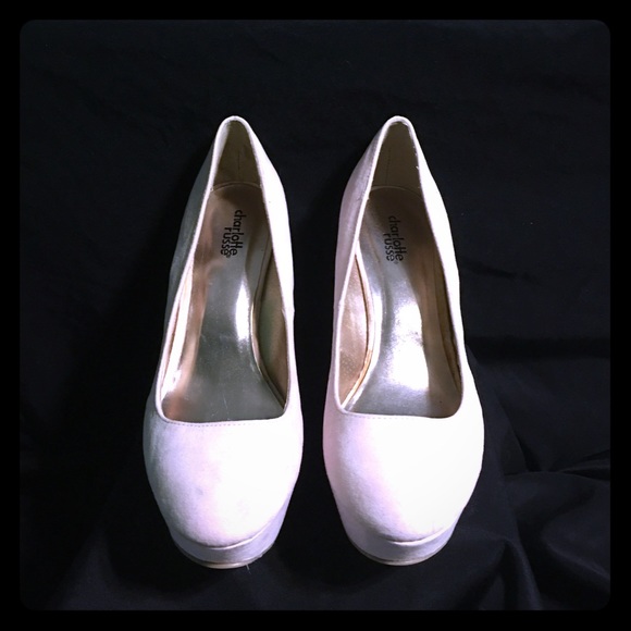Pink wedge heels