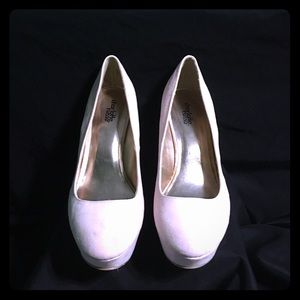 Pink wedge heels