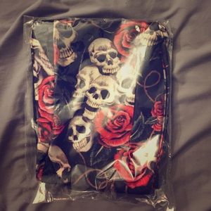 Skulls & Roses Leggings