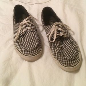 checkered vans