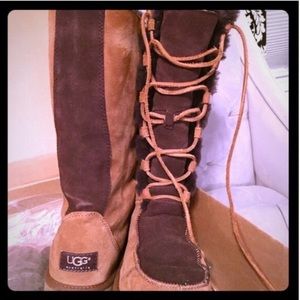 Ugg lace-up Uptown boots