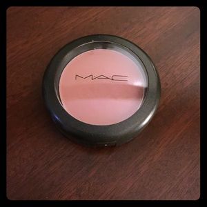 Mac Blush Mocha