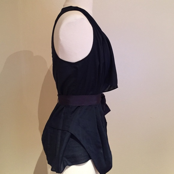 🎉HP🎉 Anthropologie navy draped sleeveless top - Picture 2 of 4