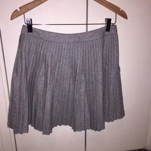 Light grey pleated skirt