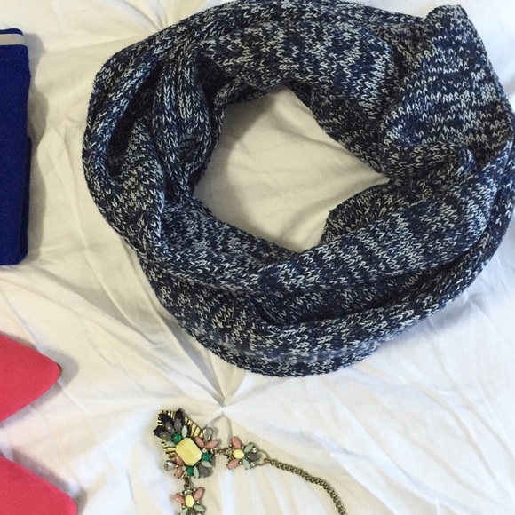 Old Navy Accessories - ☀ SOLD!