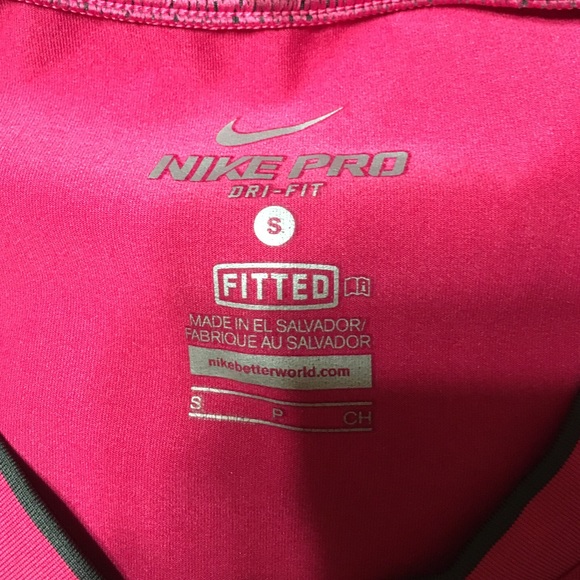 Nike work out shirt - Picture 2 of 2