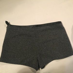 TWEED GREY H&M TAP SHORTS