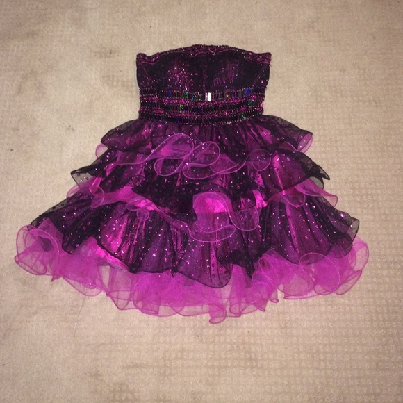 MacDuggal Short Prom Dress