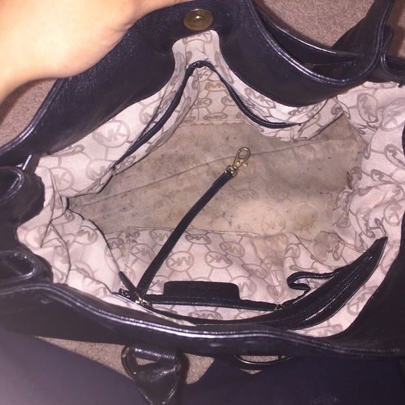 MK - Picture 3 of 3