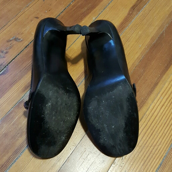 🔼Sold🔼Black Steve Madden heels - Picture 3 of 4