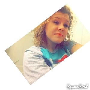 Meet your Posher, Alisha