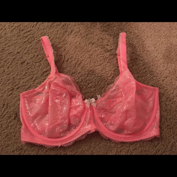 😍😍VICTORIAS SECRET 36DDD NWOT CORAL UNLINED BRA