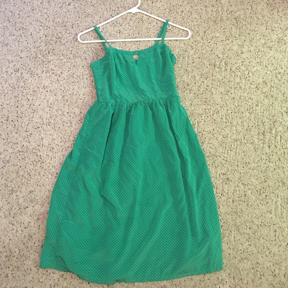 Old Navy green and small pika dot dress
