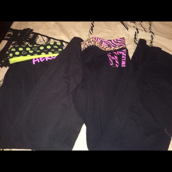 THREE AEROPOSTALE YOGA PANTS and sweats