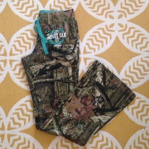 Mossy Oak camo sweatpants