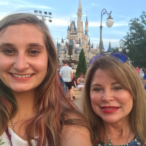 Meet your Posher, Tammy - Picture 5 of 10