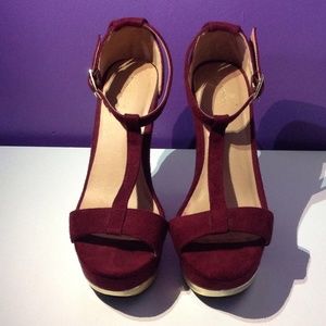 Burgundy Wine Wedges