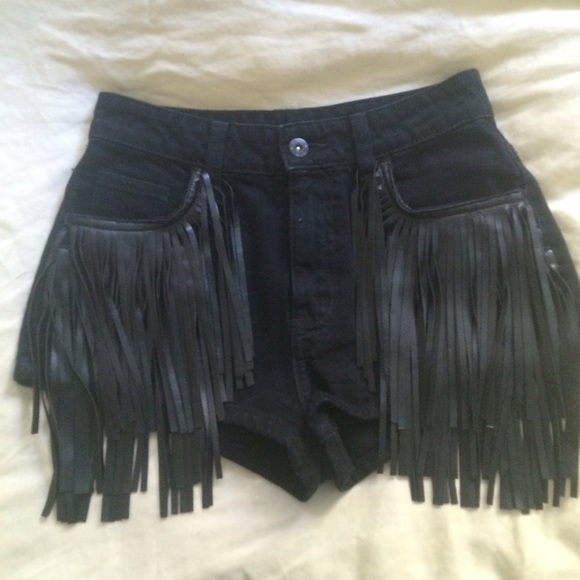 LF FRINGE SHORTS