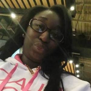Meet your Posher, Cecelia