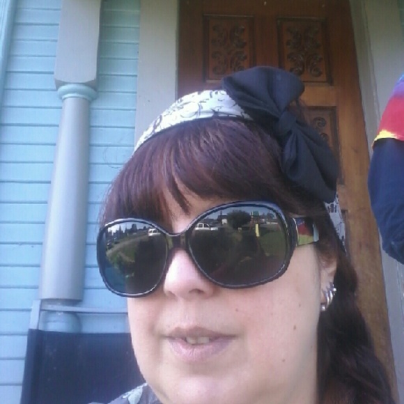 Meet your Posher, Jessica