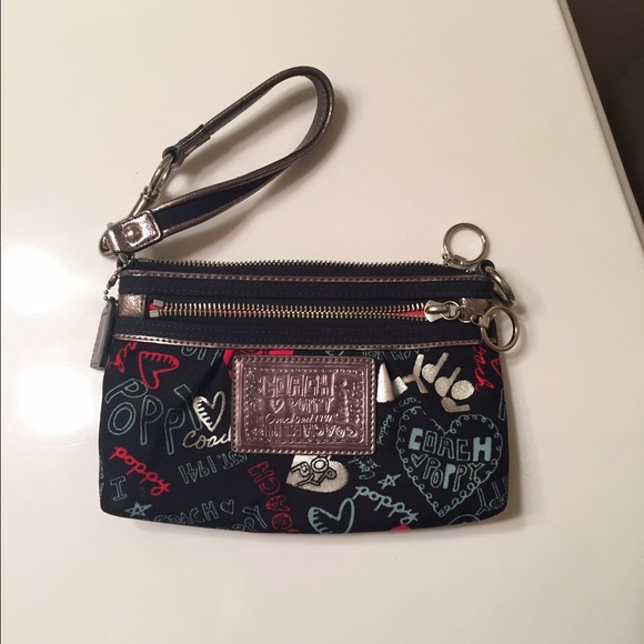 Coach  Handbags - Coach wristlet