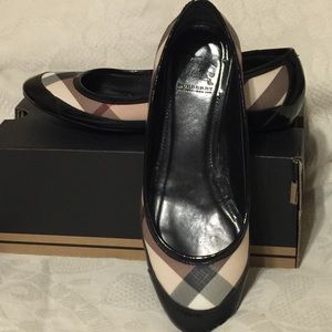 💯 Burberry women's flats