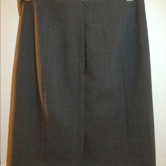 Gray Skirt - Picture 3 of 3